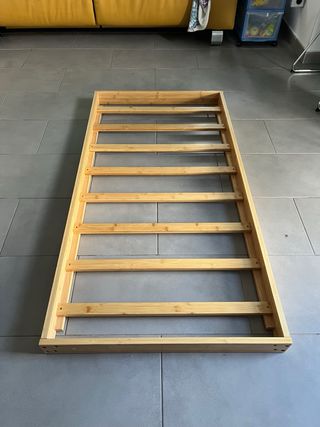 Cama tipi infantil 70x140 cm de madera con colchón