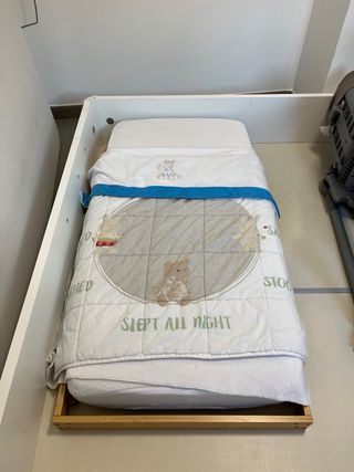 Cama tipi infantil 70x140 cm de madera con colchón
