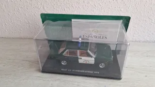 Coche SEAT 131 Supermirafiori 1/24 Guardia Civil