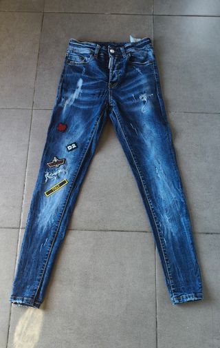 Pantalones vaqueros DSQUARED2 azules con parches