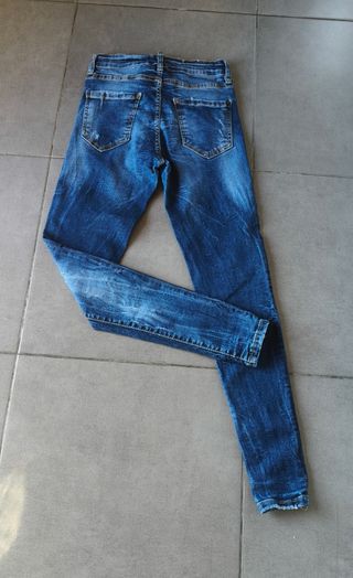 Pantalones vaqueros DSQUARED2 azules con parches