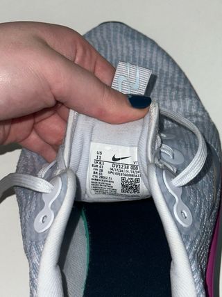 Zapatillas Nike Mujer Gris y Rosa