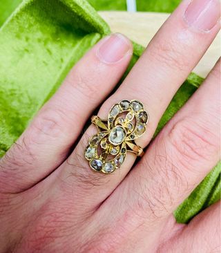 Sortija antigua oro con piedras