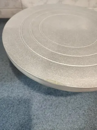 Plato giratorio para decorar tartas