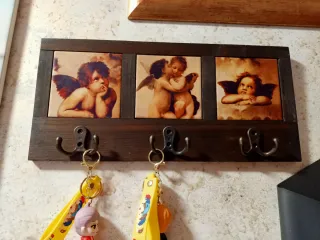 Appendiabiti con Angioletti