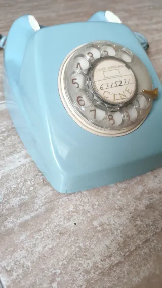 Teléfono Heraldo azul antiguo