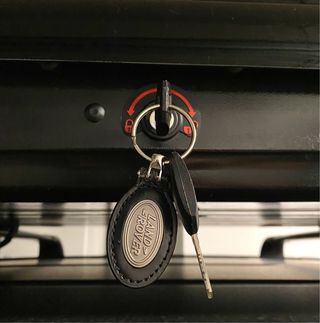 Cofre de techo Land Rover (Thule)