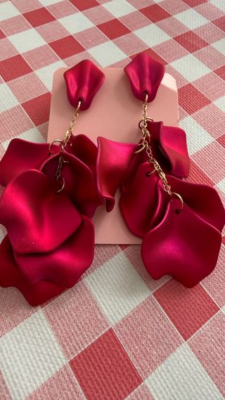 Pendientes hoja fucsia y dorados