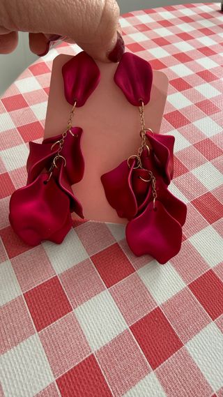 Pendientes hoja fucsia y dorados