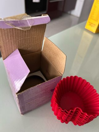 Moldes Corazón Silicona Cassetti Rojo 12uds