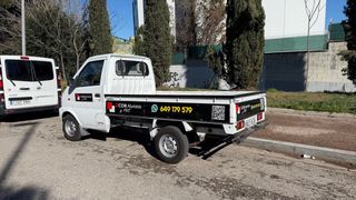 Furgoneta DF SK caja abierta cristalero aluminio