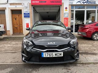 Por 201€ mes-KIA Ceed 1.0 TGDi 74kW 100CV Concept