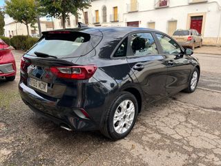 Por 201€ mes-KIA Ceed 1.0 TGDi 74kW 100CV Concept