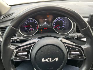 Por 201€ mes-KIA Ceed 1.0 TGDi 74kW 100CV Concept