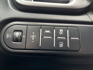 Por 201€ mes-KIA Ceed 1.0 TGDi 74kW 100CV Concept