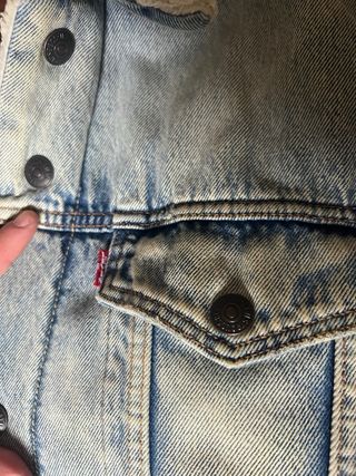 Chaqueta vaquera Levi's con borrego