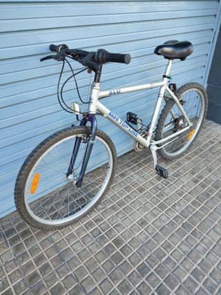 Bicicleta BH TOP LINE 26 Pulgadas 18 Velocidad