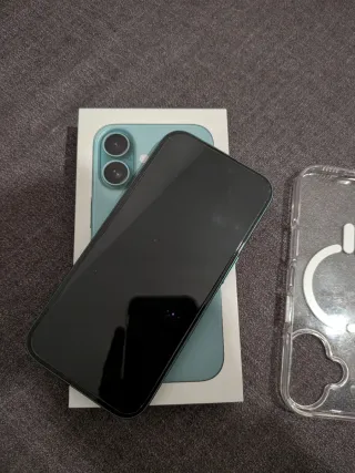iPhone 16 128 GB Verde