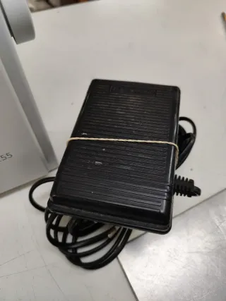 Máquina de coser Bernette E55