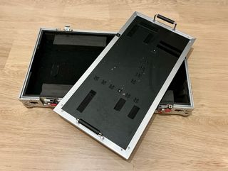 Pedalera con flightcase y pedales