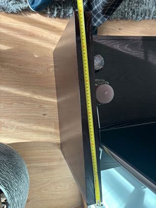 Móvel TV Cerejeira Maciço com Vidro