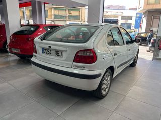 RENAULT MEGANE SOLO 128.000 KM GASOLINA