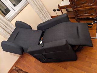 Poltrona alzapersona e reclinabile