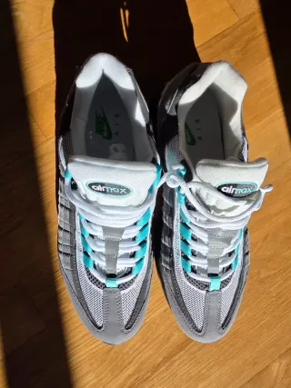 Zapatillas Nike Air Max 95 Gris y Turquesa