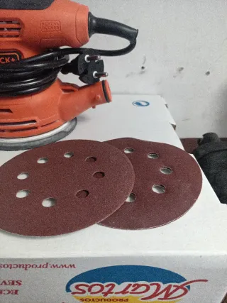 Lijadora Black+Decker BEW210-QS 230W