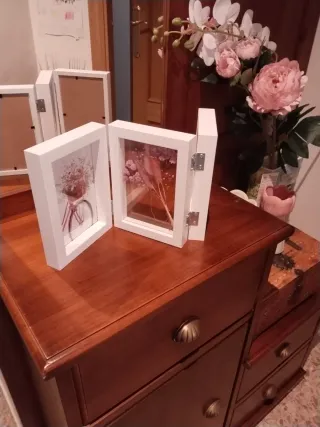 Portafotos decorativo madera y papel