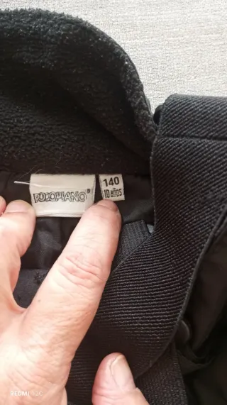 Mono de nieve negro con tirantes talla 10