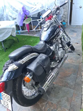 Moto Custom 125 Negra