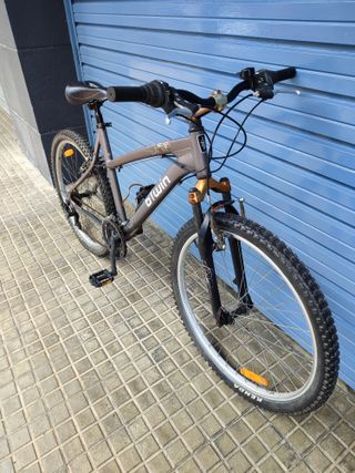 Bicicleta B'Twin 5.1 26 Pulgadas 21 Velocidad