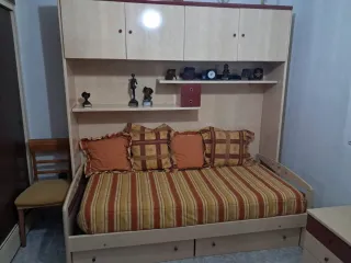 Sillón de salón tela y madera