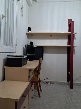 Sillón de salón tela y madera