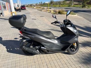 Honda PCX 125cc Negra mate