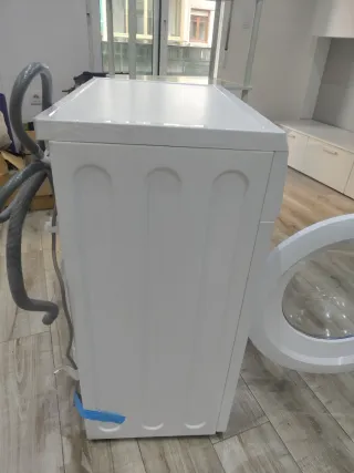 Lavadora HIGH ONE 5kg WF 510 C sin usar