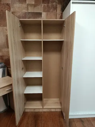 Armario 2 puertas madera claro