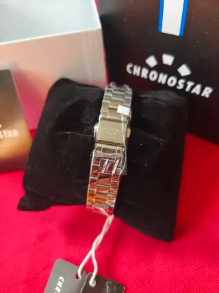 Reloj Chronostar Morado y Plateado de mujer.