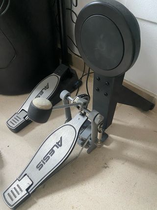 Módulo Batería Electrónica Alesis Nitro mesh kit