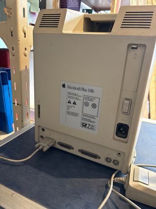 Macintosh Plus 1MB Apple