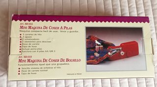 Lote Juana 2 mini máquinas coser y 6 manteles indi