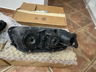 Faros Toyota Supra MK4 (OEM)