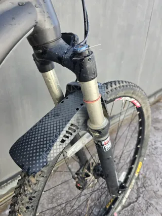 Bicicleta de Montaña Felt Doble Suspensión