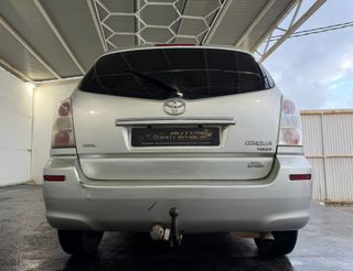 TOYOTA COROLLA VERSO 7PZ  2.2 D4-D 136CV MANUAL