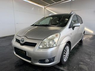 TOYOTA COROLLA VERSO 7PZ  2.2 D4-D 136CV MANUAL