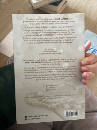 Twisted 1. Twisted love