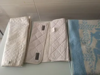 Manta cuna Paduana azul y blanca