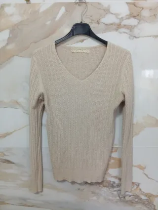 Jersey beige trenzado cuello pico