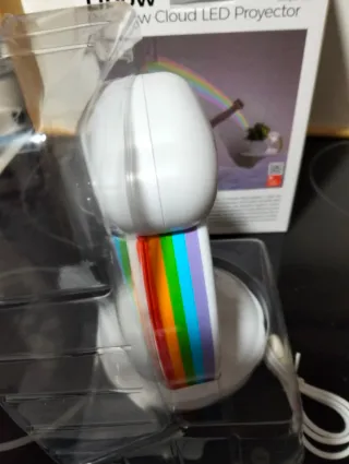 Proyector LED Nube Arcoíris Libow